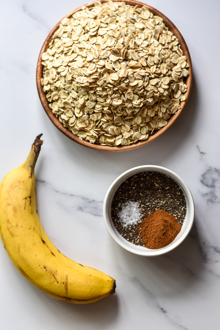 oats chia seeds and banana