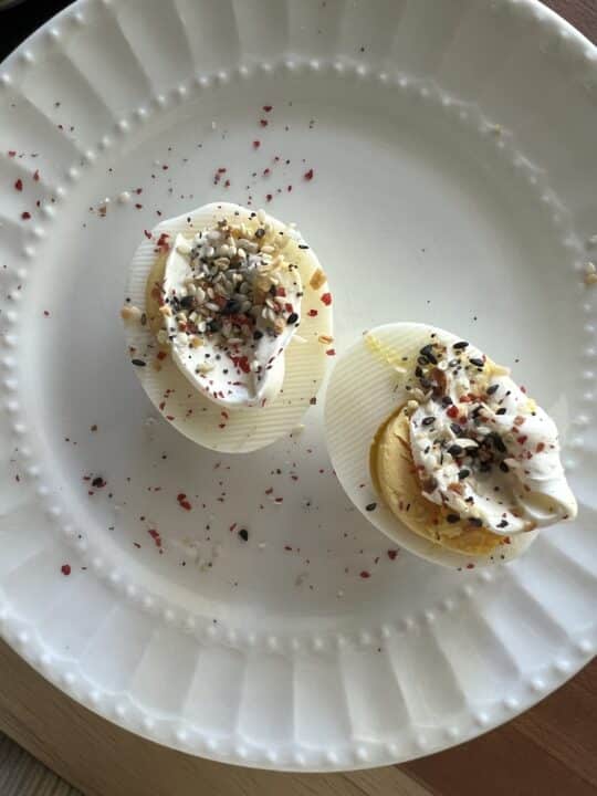 everything bagel deviled eggs